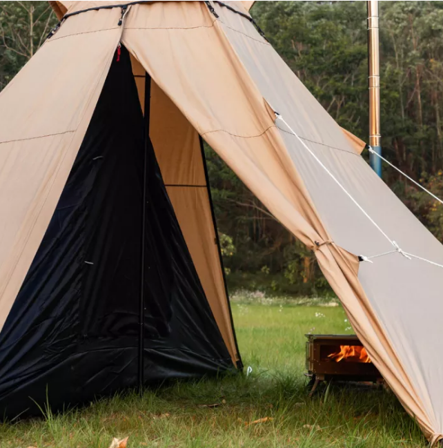 pyramid tent 